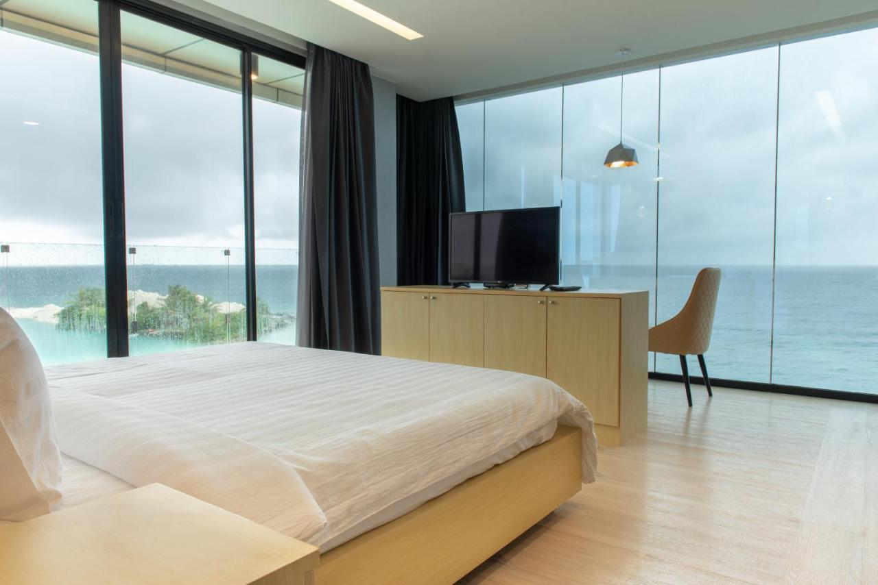 Swarn By Hawks Hotels Kamadhoo Bagian luar foto