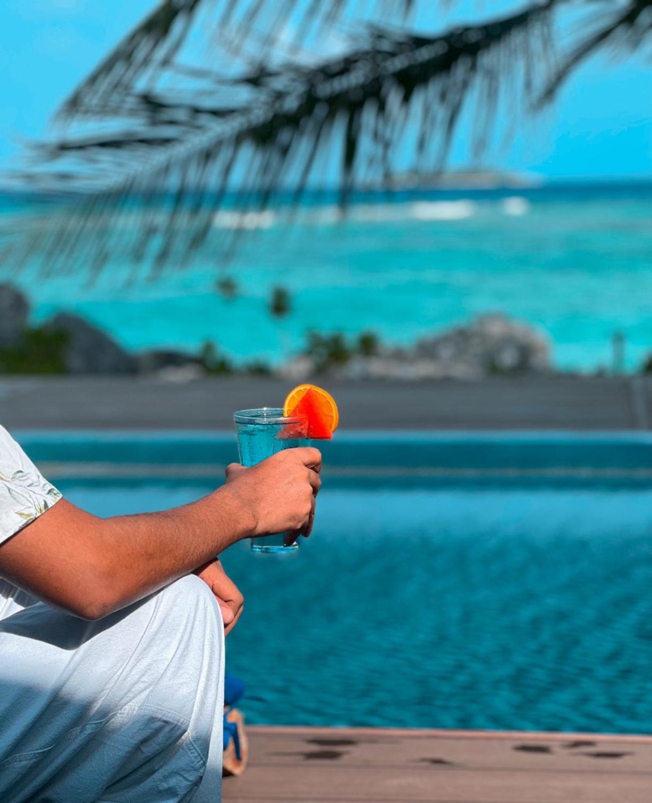 Swarn By Hawks Hotels Kamadhoo Bagian luar foto